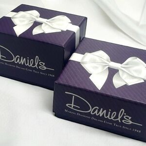 Daniel’s Jewelry l Signature Purple Box with White Bow l 2 Styles l Box only